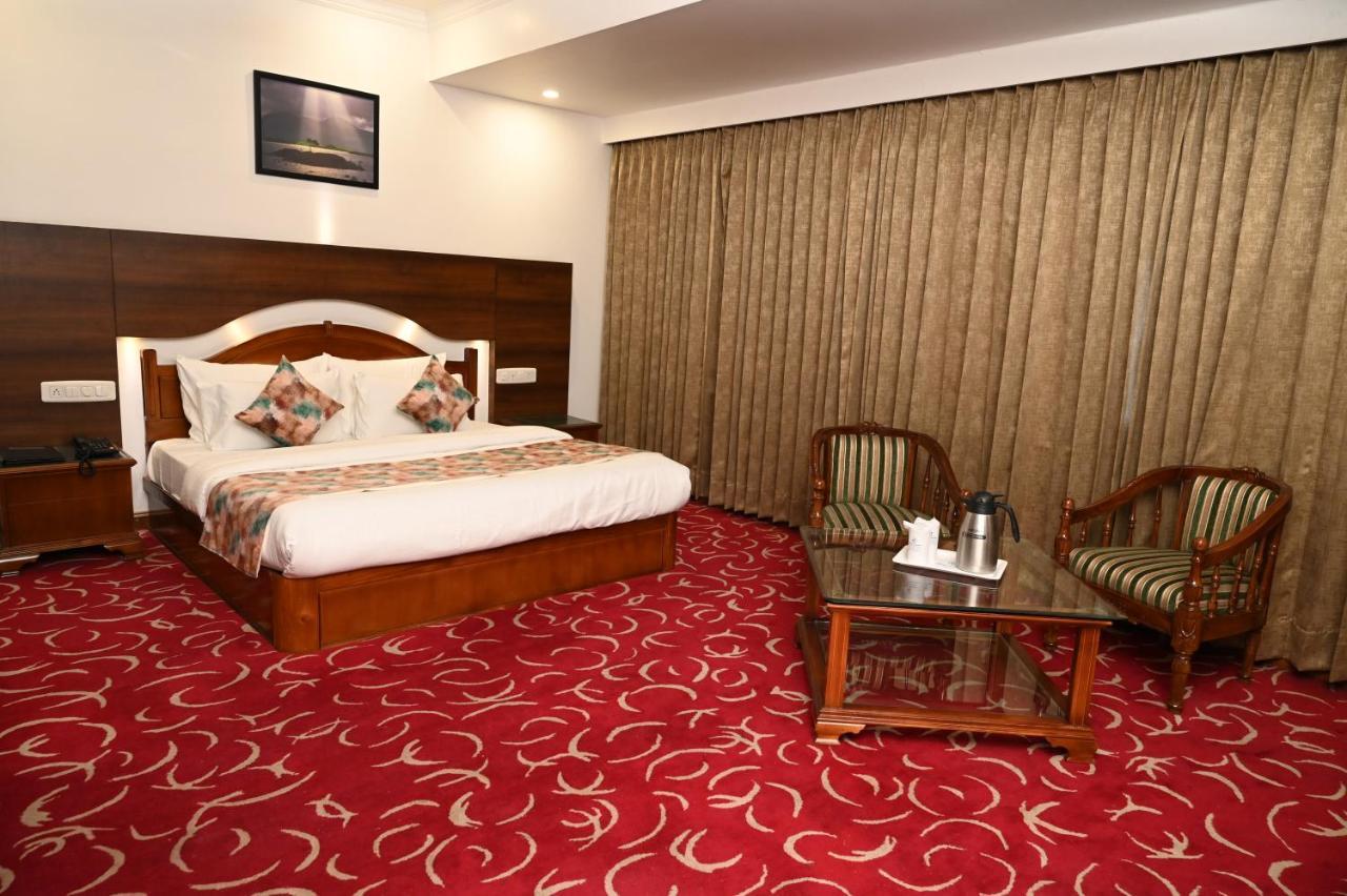 Hotel Lawrence Amritsar Exteriér fotografie