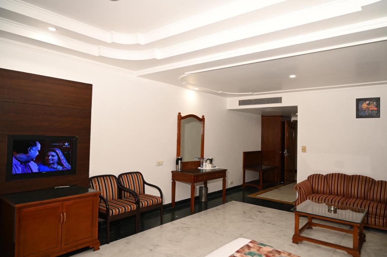 Hotel Lawrence Amritsar Exteriér fotografie